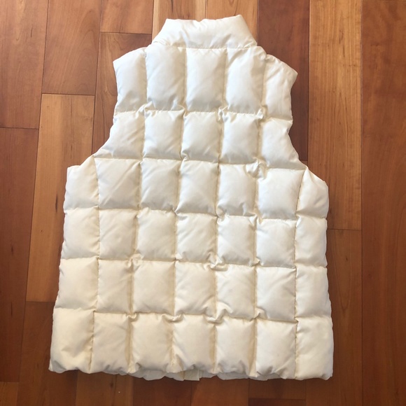 Gap Down Puffer Vest Ivory - Picture 2 of 14